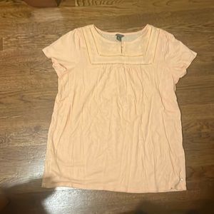 Women’s like new peach, short sleeve, cotton Modell top